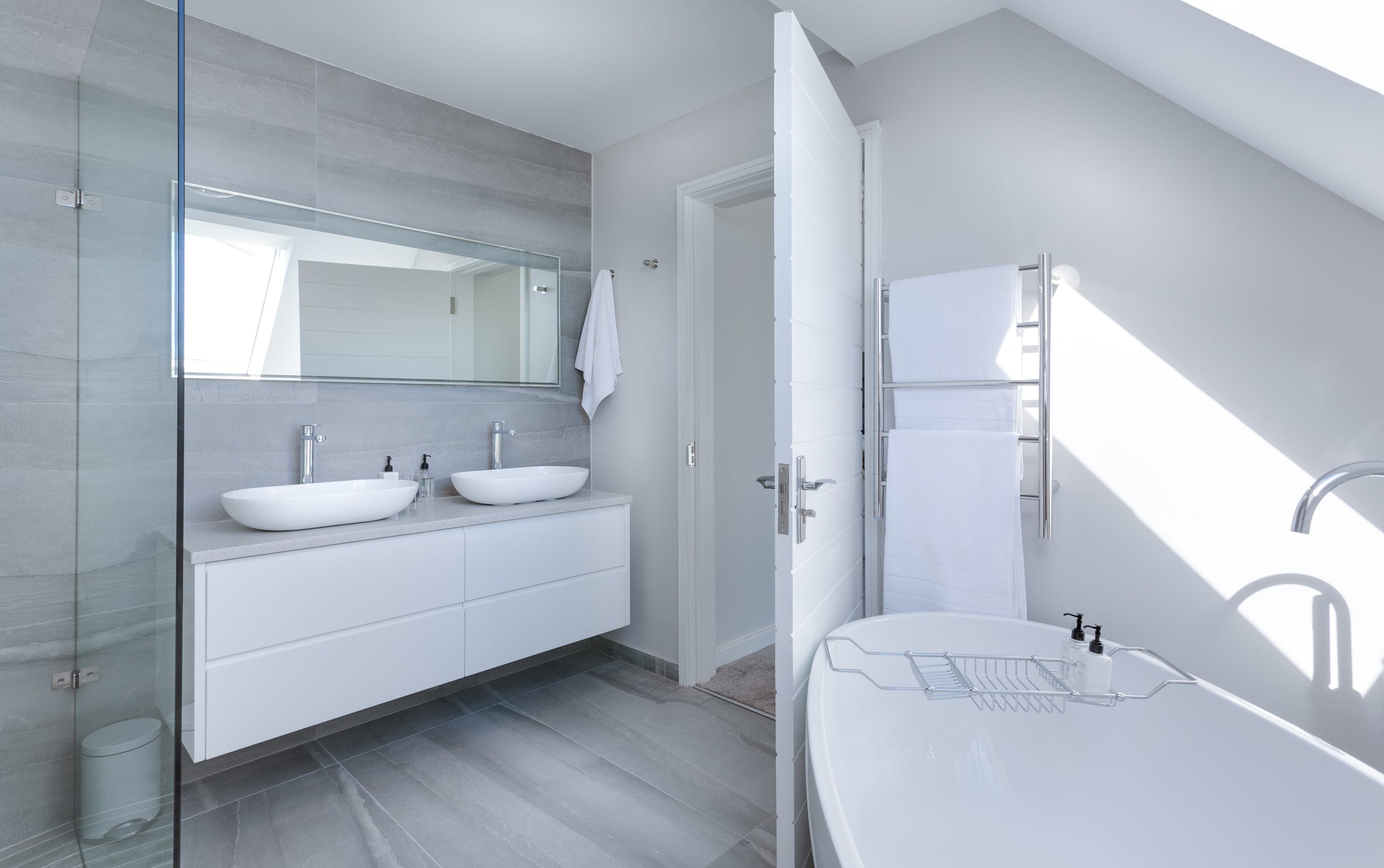 Bathroom Long Beach Plumber