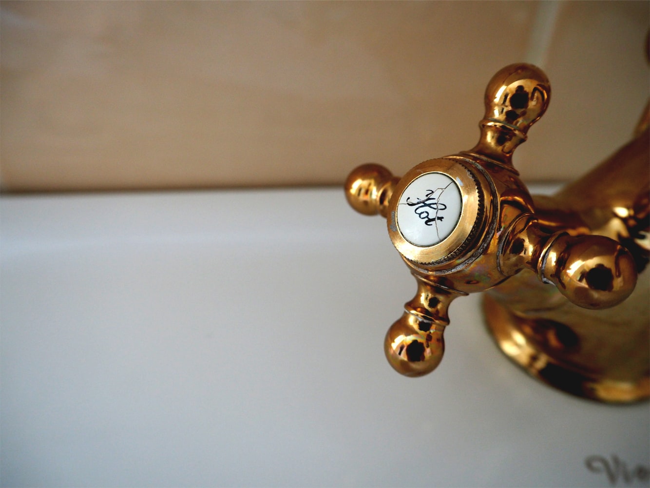 Leaky Faucets Plumber Long Beach CA