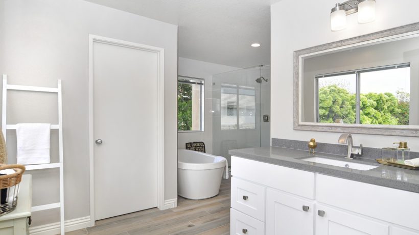 Bathroom Emergency Plumber Long Beach CA